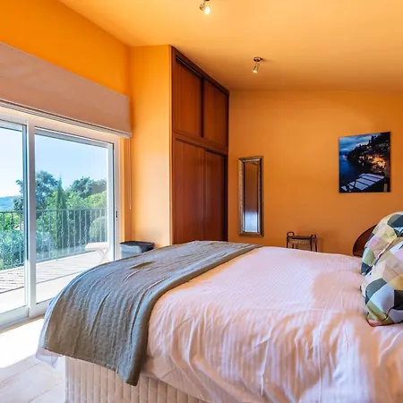 Casa Concha By Portucasa * 사우 브라스 드 알포르텔